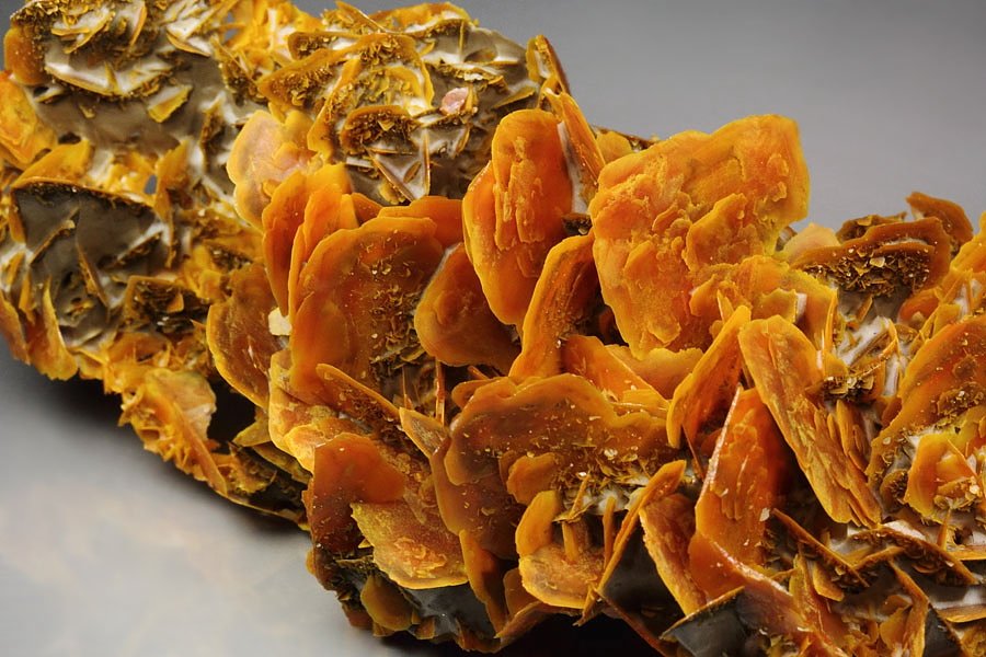 WULFENITE