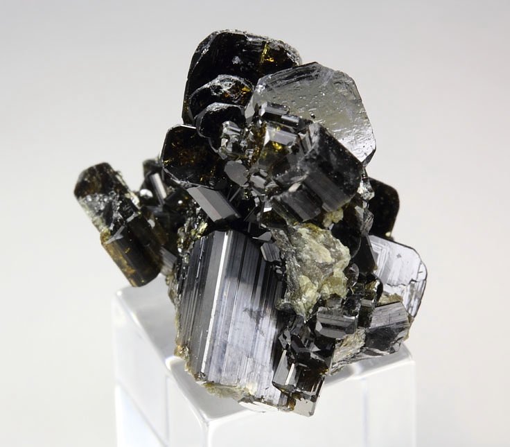 VESUVIANITE