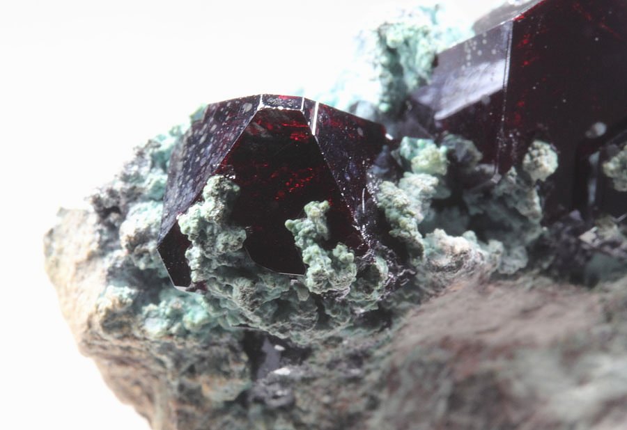 CUPRITE, PLANCHEITE