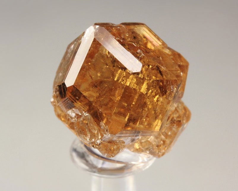 gem GARNET var. GROSSULAR