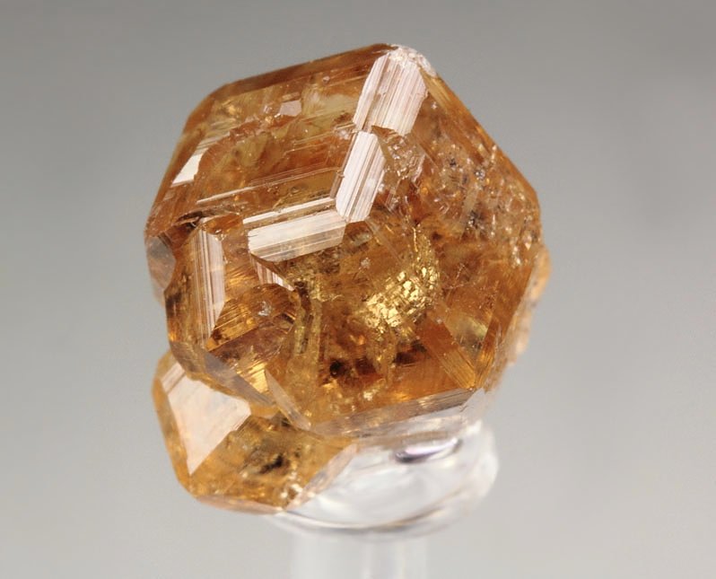 gem GARNET var. GROSSULAR