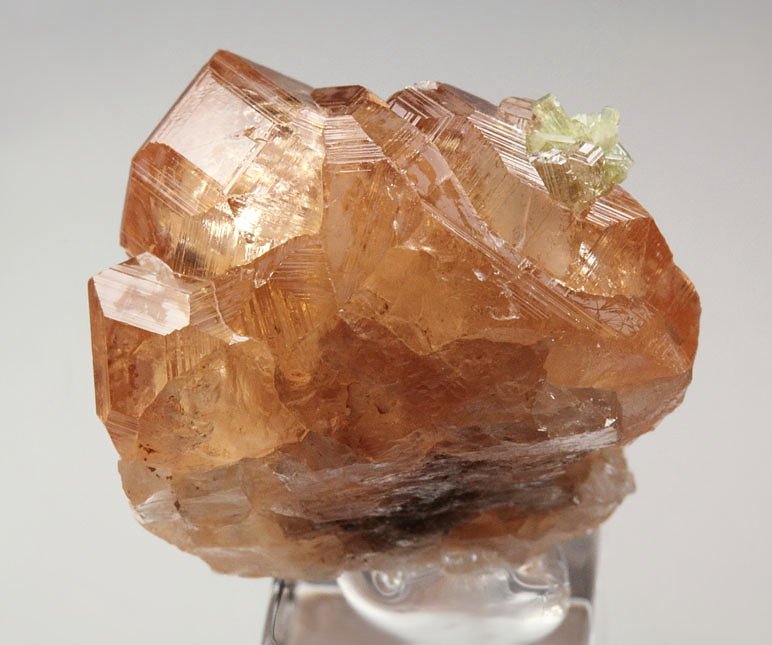 gem GARNET var. GROSSULAR, DIOPSIDE