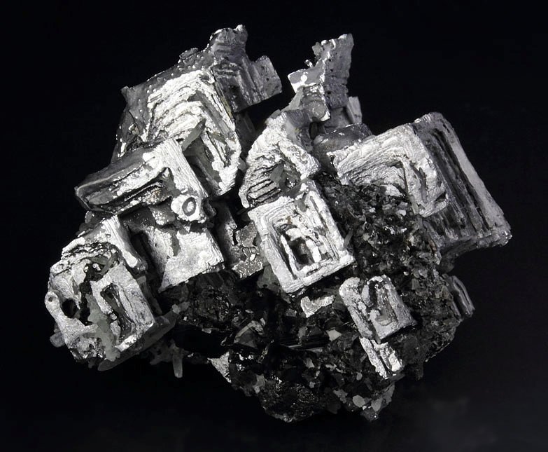 new find - skeletal GALENA, QUARTZ, SPHALERITE