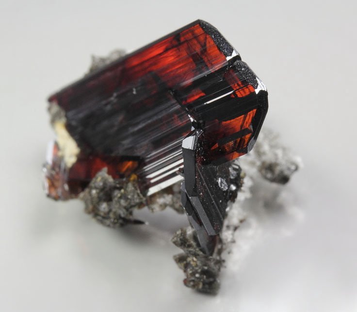 BROOKITE