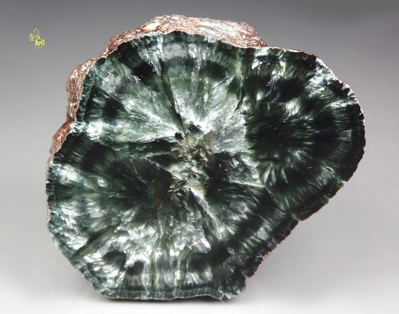 CLINOCHLORE var. SERAPHINITE