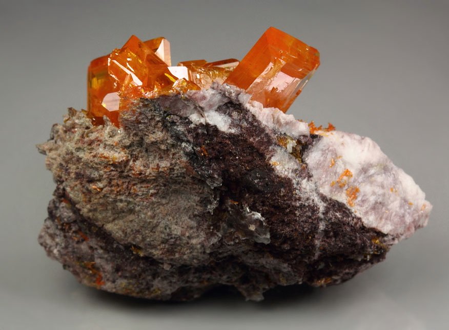 WULFENITE