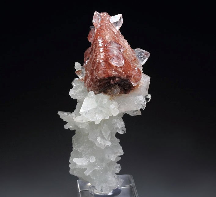 HEULANDITE, FLUORAPOPHYLLITE-(K), CHALCEDONY, STILBITE