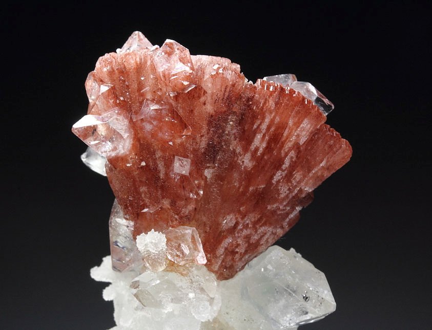 HEULANDITE, FLUORAPOPHYLLITE-(K), CHALCEDONY, STILBITE