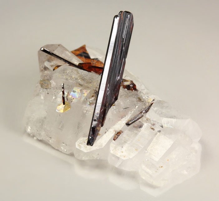 BROOKITE, QUARTZ