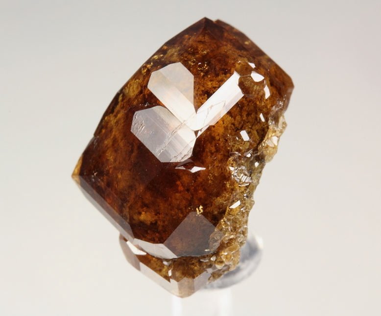 gem GARNET var. GROSSULAR