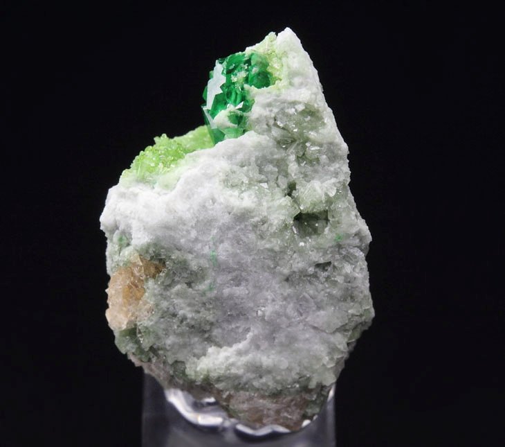 gem GARNET var. GROSSULAR var. CHROMIAN, DIOPSIDE, CHROMITE