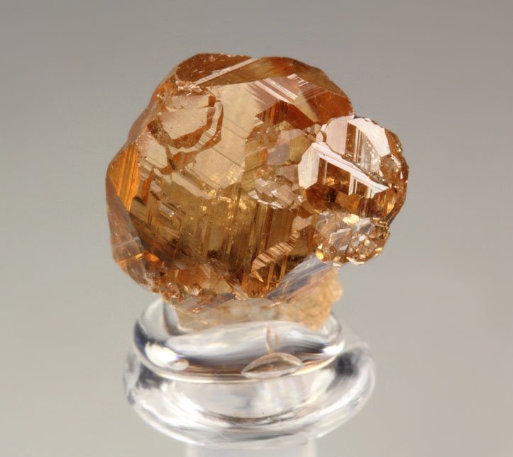 gem GARNET var. GROSSULAR