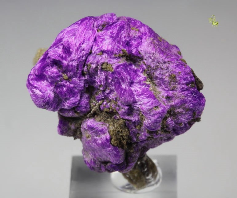 crystallized SUGILITE