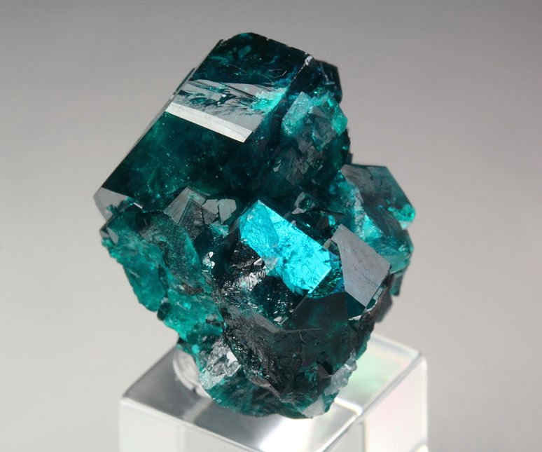 gem DIOPTASE bi-terminated