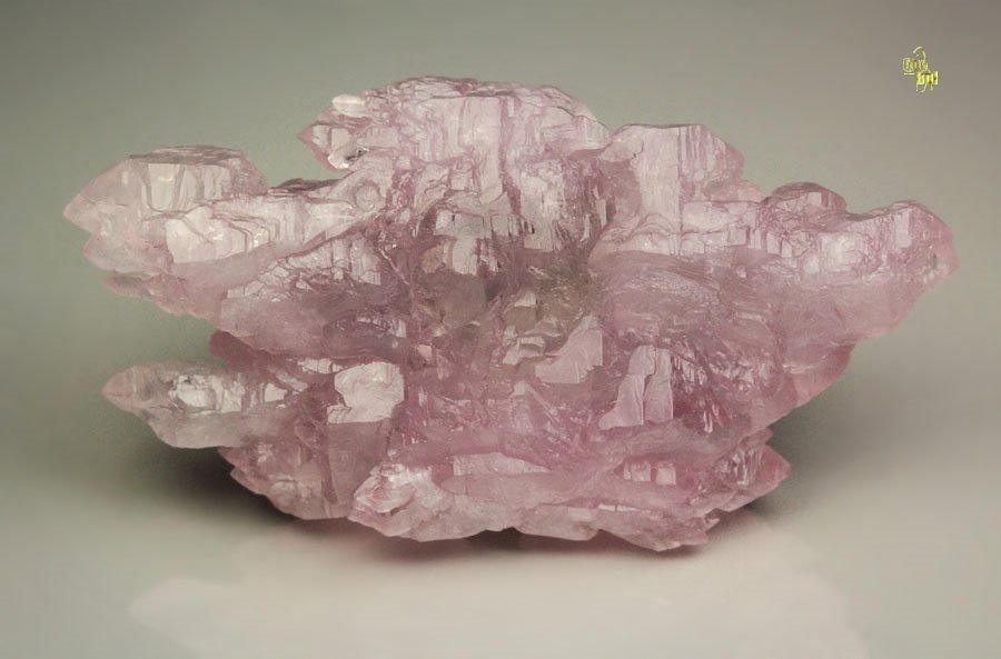 bi-terminated QUARTZ var. ROSE QUARTZ - floater