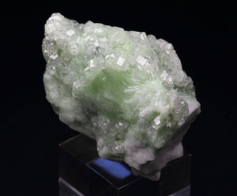 rare - colorless gem GARNET var. GROSSULAR, DIOPSIDE