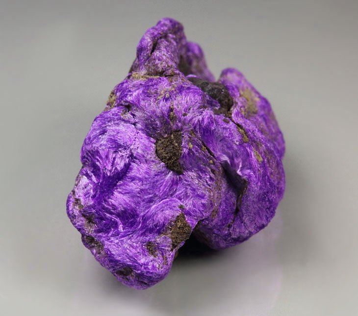 crystallized SUGILITE