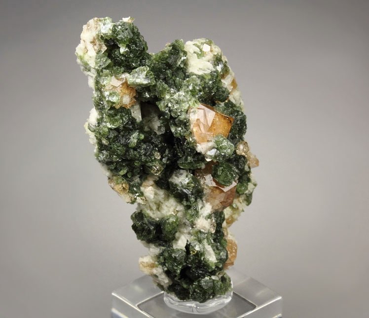 gem GARNET var. GROSSULAR, CLINOCHLORE, DIOPSIDE