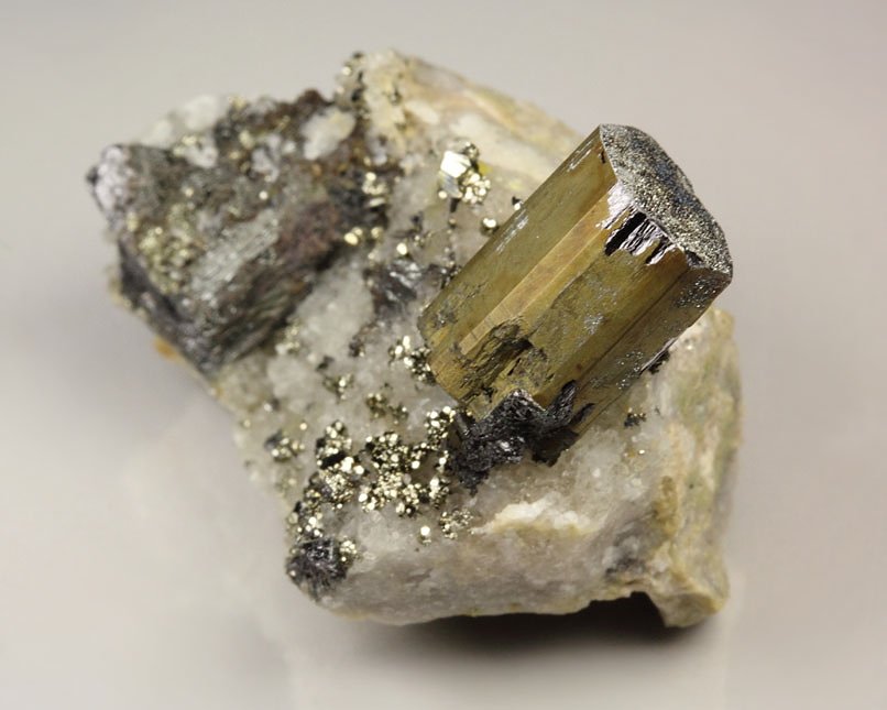 ENARGITE, CHALCOPYRITE