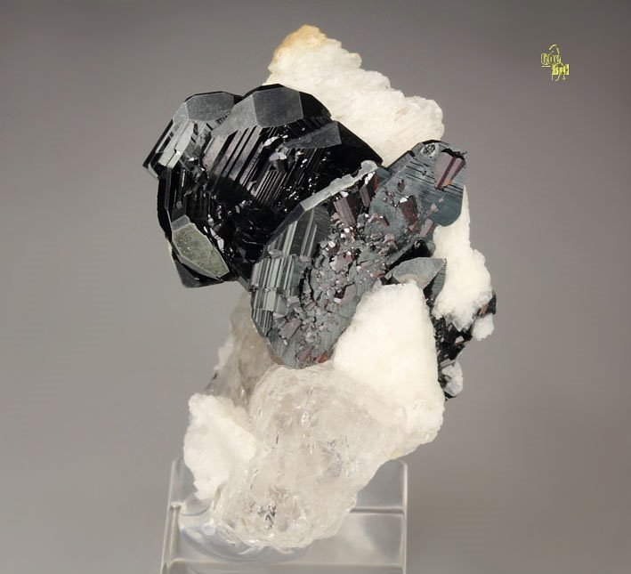 HEMATITE, RUTILE, ALBITE, QUARTZ