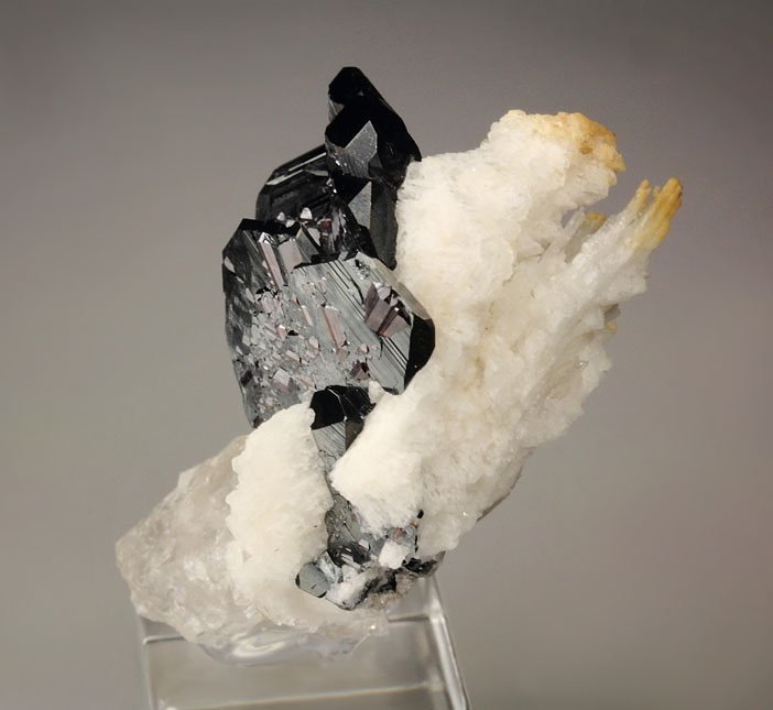 HEMATITE, RUTILE, ALBITE, QUARTZ