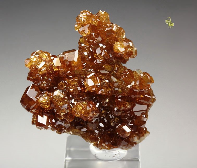 gem GARNET var. HESSONITE