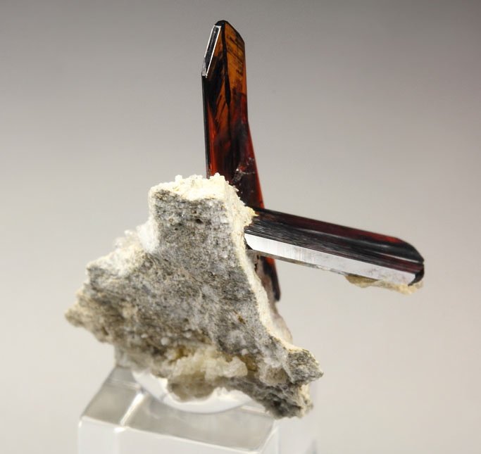 BROOKITE