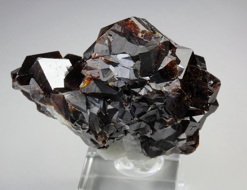 GARNET var. ANDRADITE