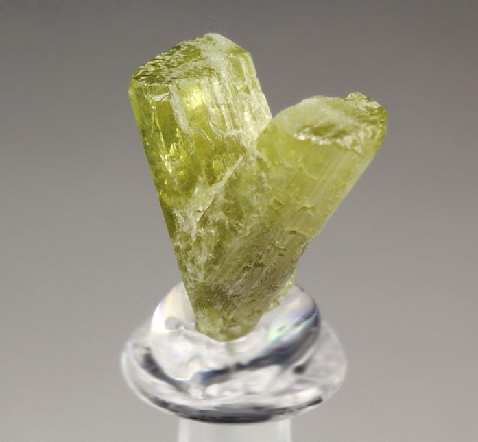 CHRYSOBERYL twinned