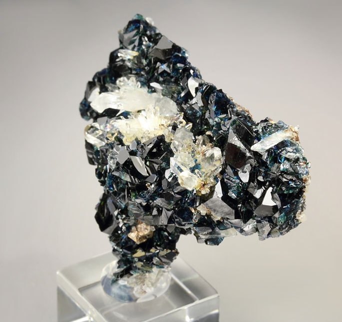 gemmy LAZULITE, QUARTZ, SIDERITE