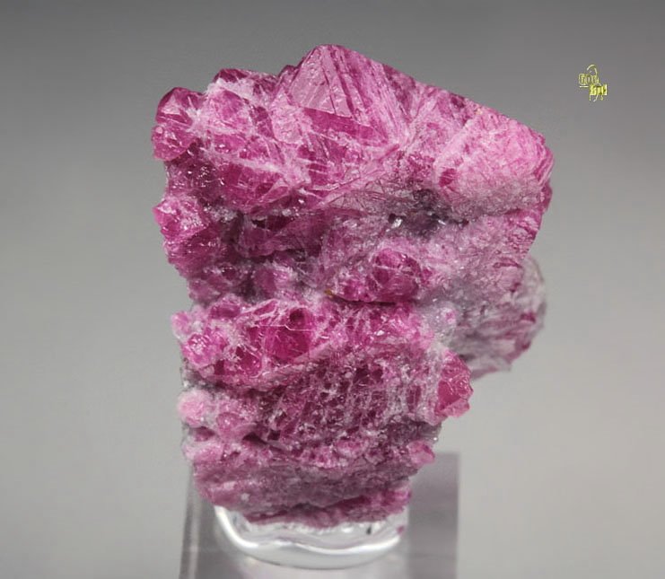 CORUNDUM var. RUBY