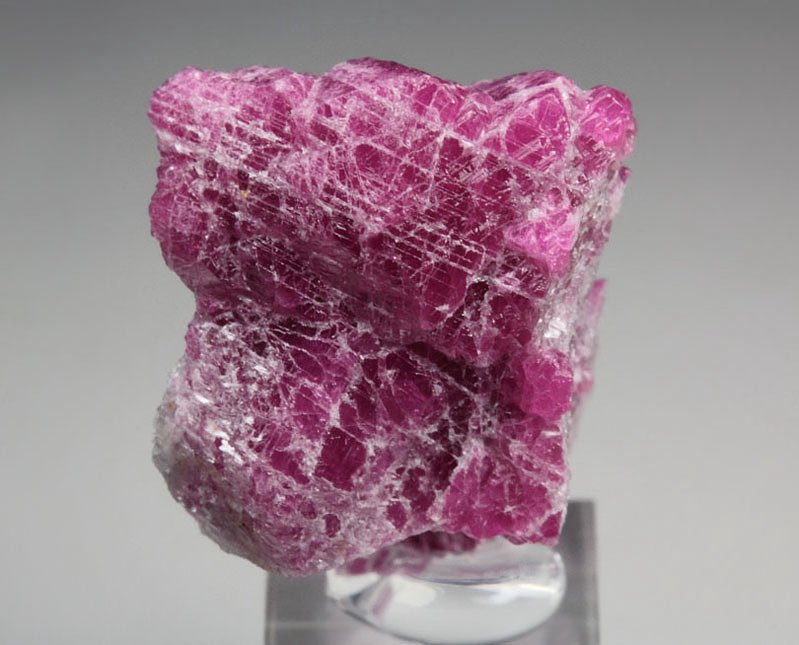 CORUNDUM var. RUBY