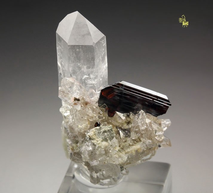 BROOKITE, QUARTZ