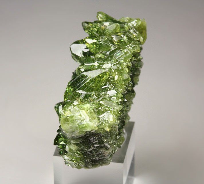 gem VESUVIANITE