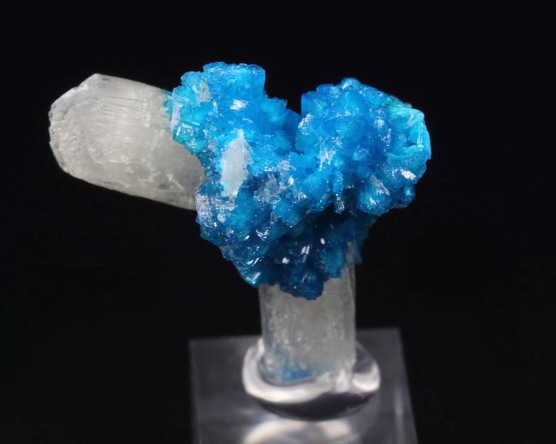 CAVANSITE, STILBITE