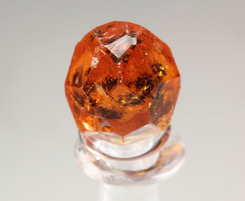 gem GARNET var. SPESSARTINE