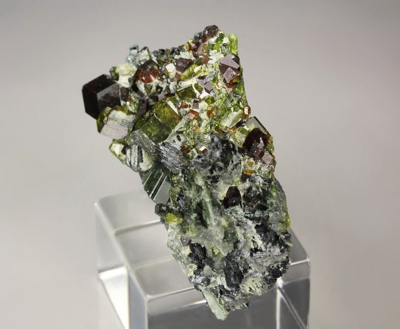 GARNET var. ANDRADITE, gem EPIDOTE, DIOPSIDE, MUSCOVITE