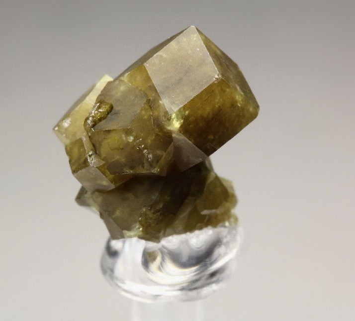 GARNET var. ANDRADITE var. TOPAZOLITE