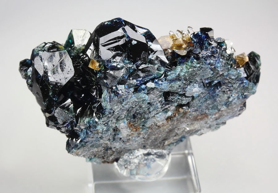 LAZULITE, QUARTZ, SIDERITE