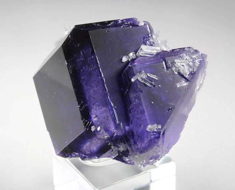 FLUORITE with PHANTOMS, QUARTZ