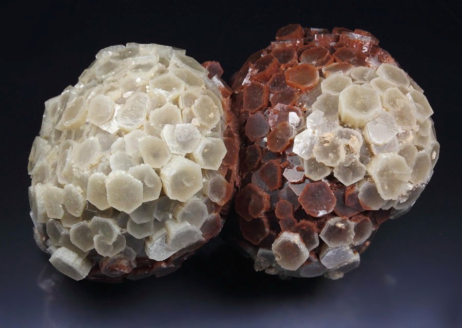 bi-color ARAGONITE floater