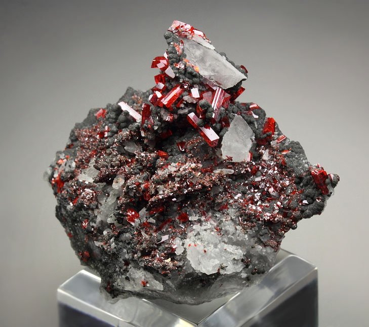 REALGAR, CALCITE