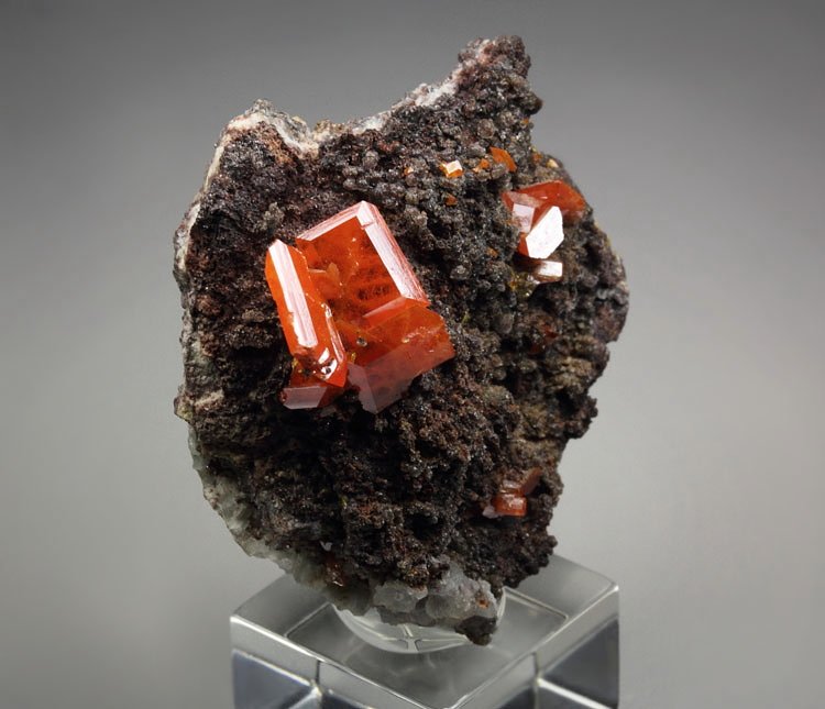 WULFENITE