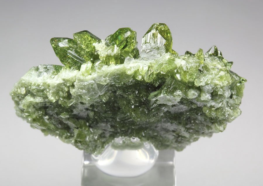 gem VESUVIANITE