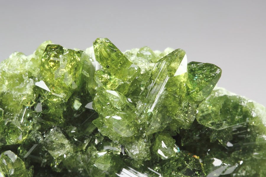 gem VESUVIANITE