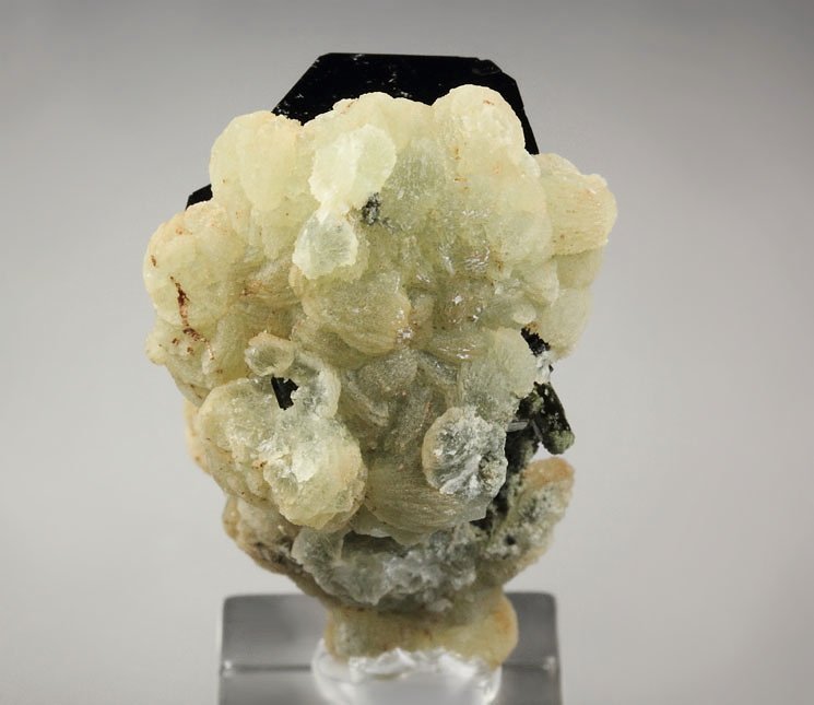 GARNET var. ANDRADITE var. MELANITE, PREHNITE