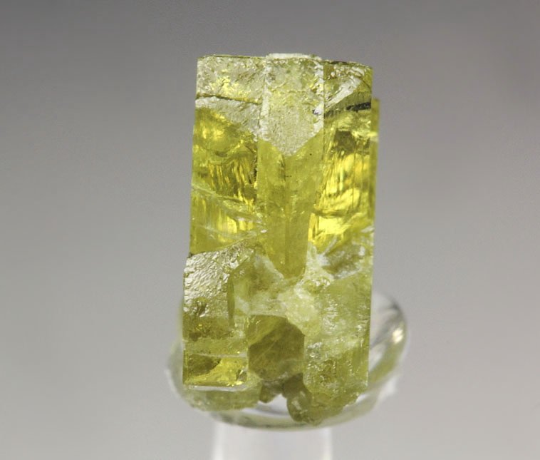 gem CHRYSOBERYL twinned