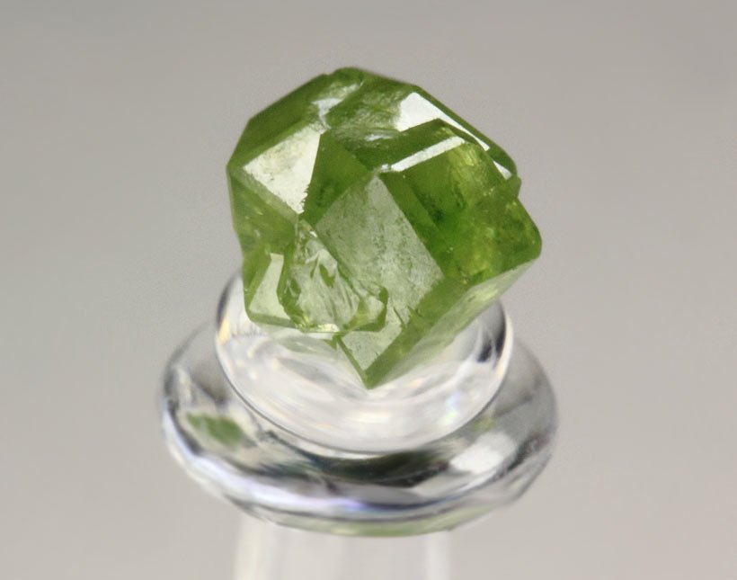 gem GARNET var. ANDRADITE var. DEMANTOID