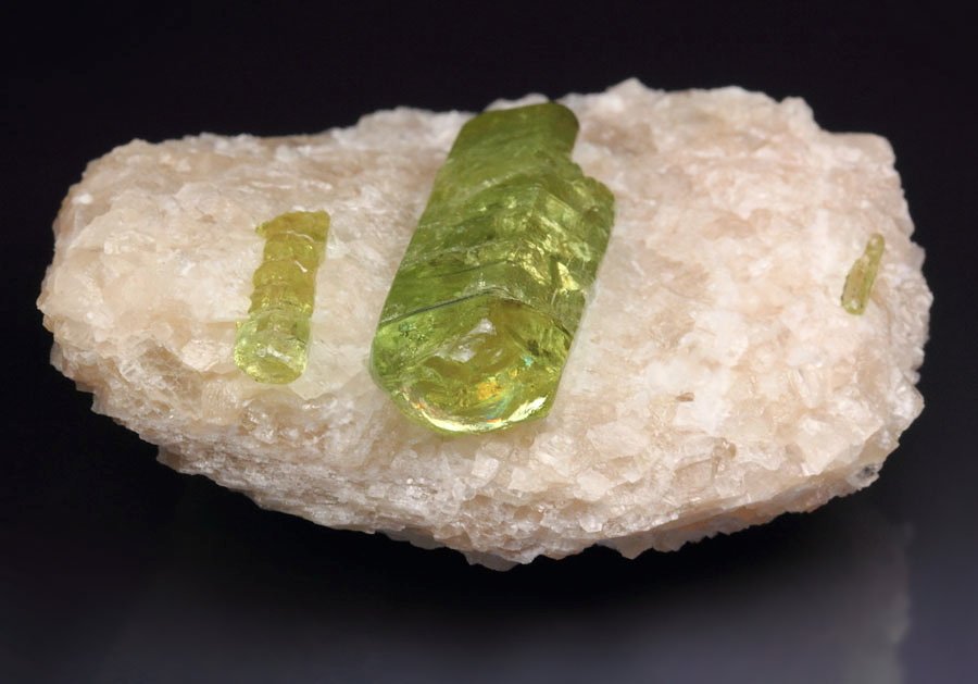 gem FLUORAPATITE bi-terminated