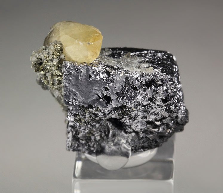 GALENA, CALCITE, PYRITE